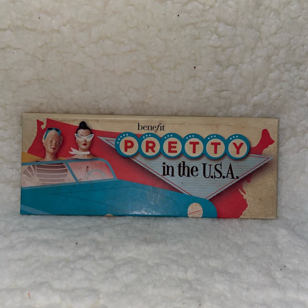 Benefit Pretty in the USA Duo Palette